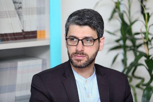 حمید فتاحی - معاون وزیر ارتباطات و مدیرعامل شرکت ارتباطات زیرساخت